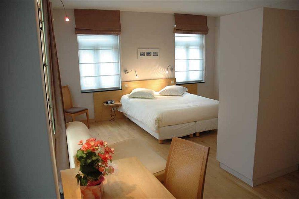 Hotel Au Repos Des Chasseurs Auderghem Ngoại thất bức ảnh
